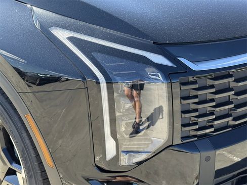 New 2026 Kia Sportage EX w/ EX Panorama Roof Package image 10