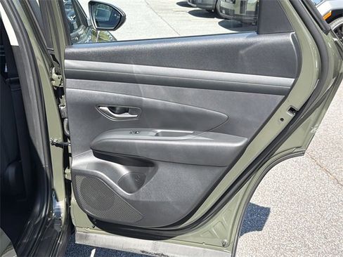 New 2026 Hyundai Tucson SE image 16