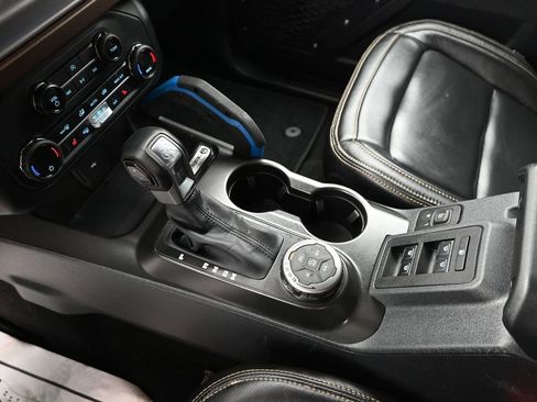 Used 2023 Ford Bronco Outer Banks image 18