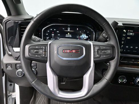 Used 2024 GMC Sierra 1500 Elevation image 15