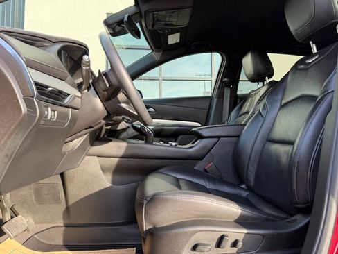 Used 2022 Cadillac XT4 Premium Luxury w/ Safety Alert Package image 11