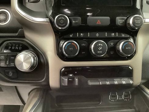 Used 2021 RAM 1500 Laramie AWD/4WD image 22