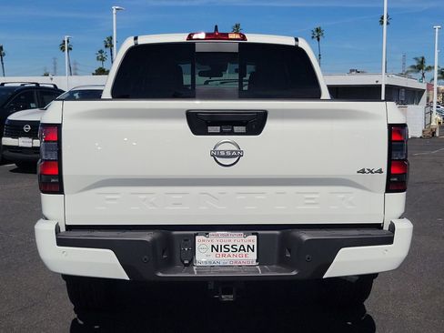 New 2026 Nissan Frontier SV w/ SV Convenience Package image 21