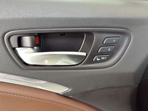 Used 2020 Acura MDX SH-AWD w/ Technology Package image 12