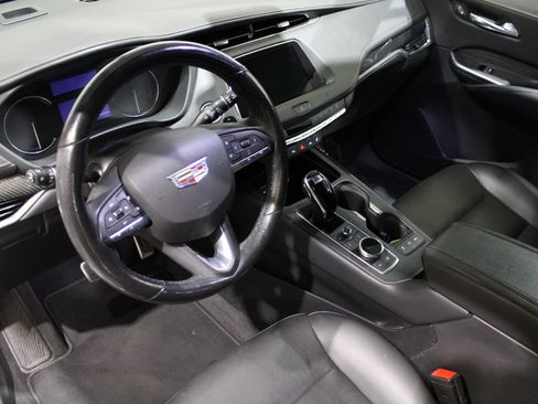 Used 2020 Cadillac XT4 Sport w/ Driver Assist Package FWD image 11