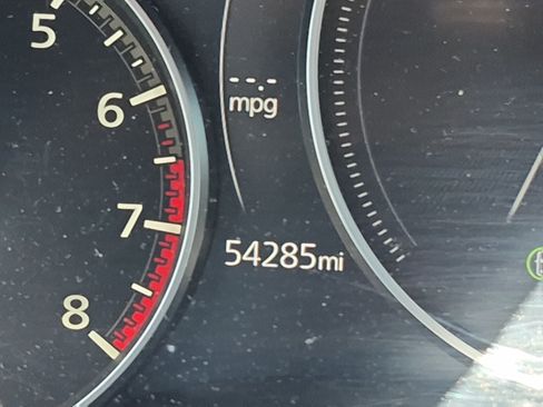 Used 2024 MAZDA MAZDA3 s FWD image 16