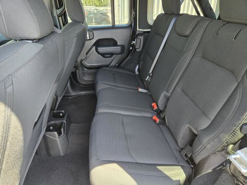 Certified 2022 Jeep Wrangler Unlimited Sport image 27