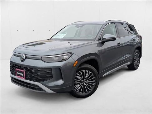 New 2025 Volkswagen Tiguan S image 1