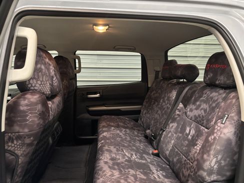 Used 2019 Toyota Tundra SR5 image 25