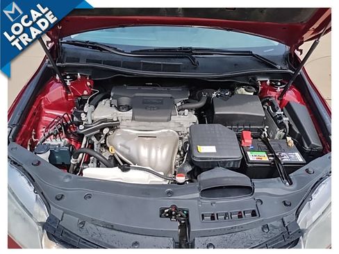 Used 2016 Toyota Camry SE FWD image 12