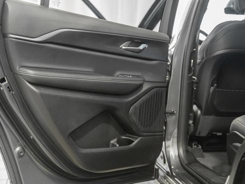 New 2026 Jeep Grand Cherokee L Laredo AWD/4WD image 38