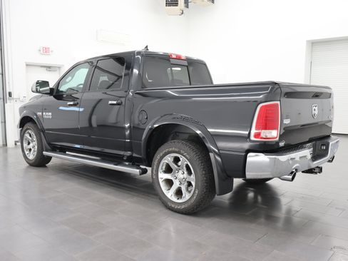 Used 2018 RAM 1500 Laramie w/ Convenience Group AWD/4WD image 6