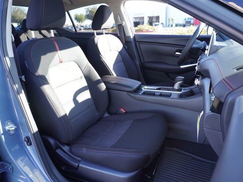 Certified 2025 Nissan Sentra SR image 12