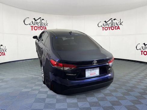 Used 2025 Toyota Corolla LE FWD image 3