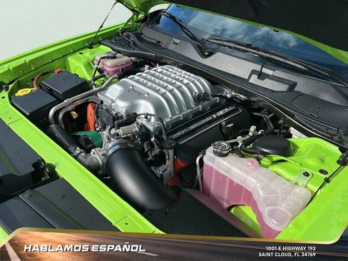 Used 2015 Dodge Challenger SRT Hellcat image 36