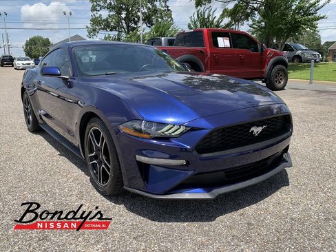 Used 2020 Ford Mustang Coupe w/ Equipment Group 101A RWD image 1