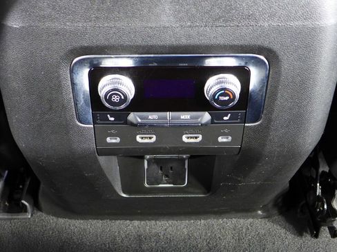 Used 2021 GMC Yukon AT4 w/ Rear Media and Nav Package image 24