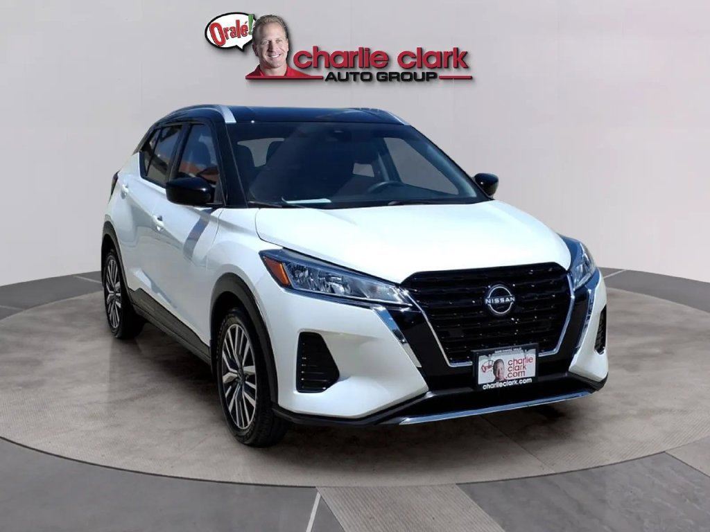 Used 2024 Nissan Kicks SV FWD image 7