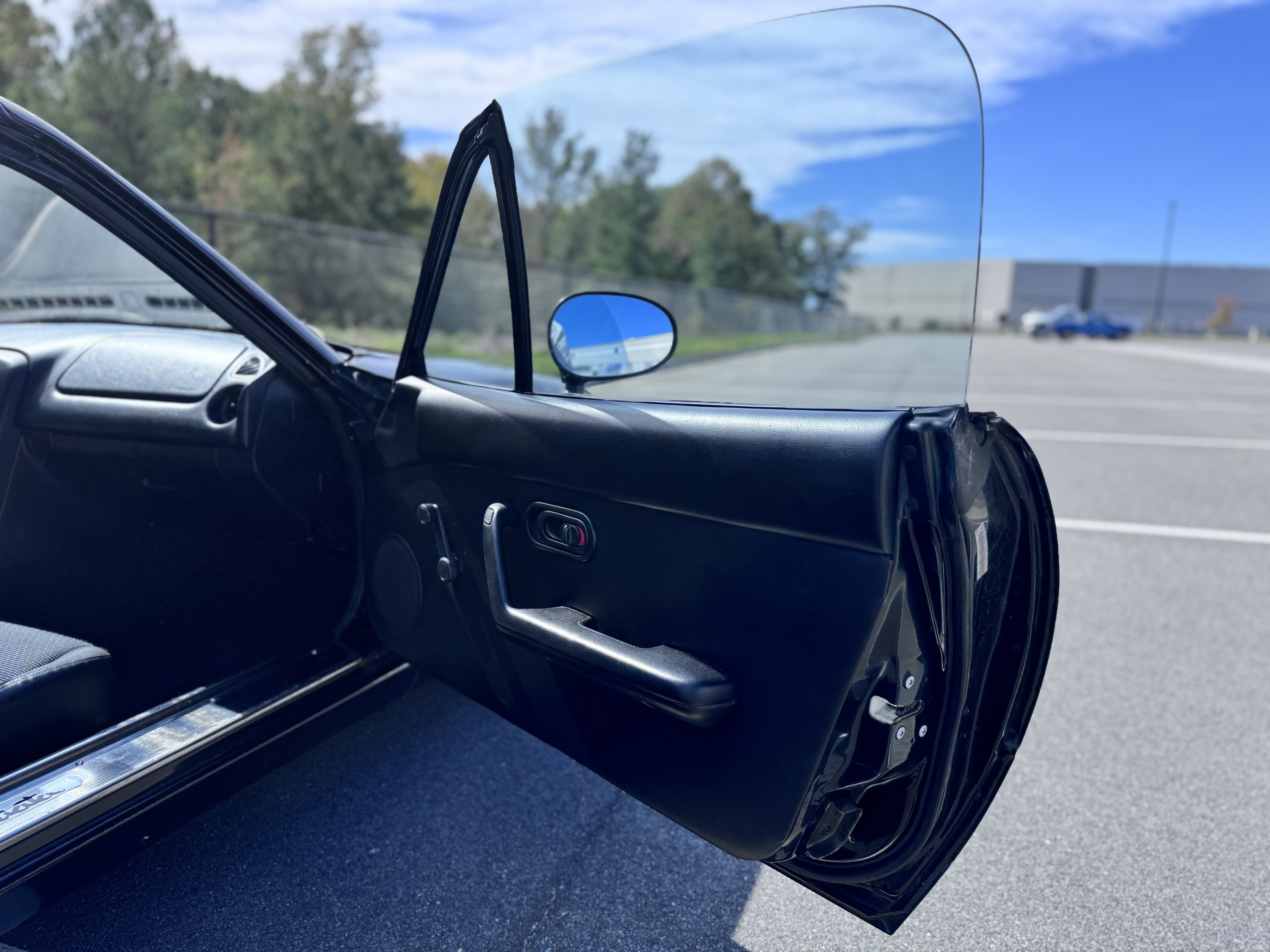 Used 1996 MAZDA MX-5 Miata RWD image 54