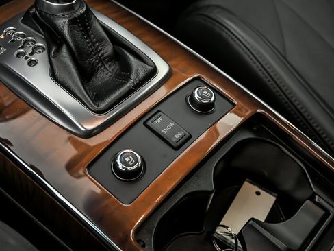 Used 2014 INFINITI QX70 AWD w/ Premium Package image 36