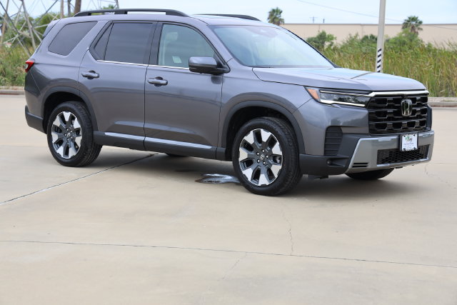 New 2026 Honda Pilot Touring image 1