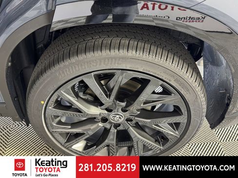 New 2026 Toyota Crown Signia image 15