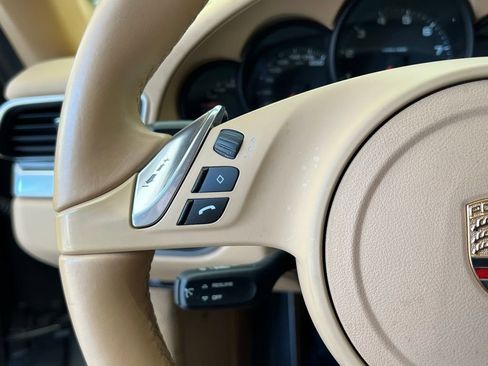 Used 2013 Porsche 911 Carrera RWD image 8
