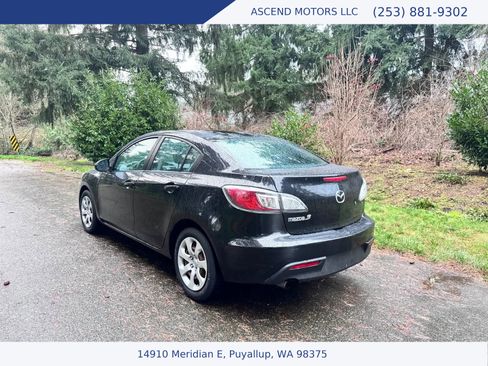 Used 2011 MAZDA MAZDA3 i Sport image 3