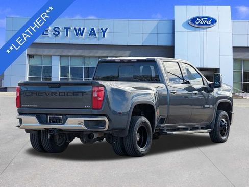 Used 2020 Chevrolet Silverado 3500 LTZ w/ Technology Package image 4