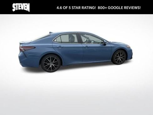Used 2023 Toyota Camry SE w/ Cold Weather Package FWD image 7