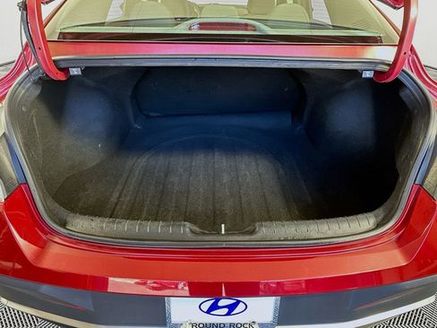 Certified 2024 Hyundai Elantra SEL image 25
