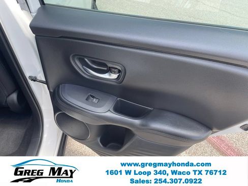 Used 2025 Honda HR-V LX image 19