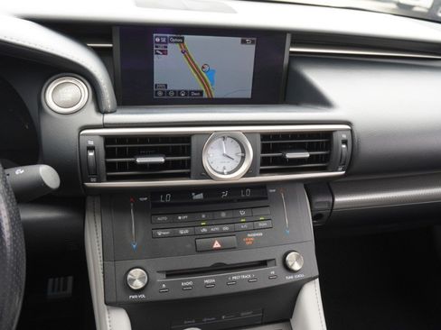 Used 2016 Lexus RC 350 RWD image 16