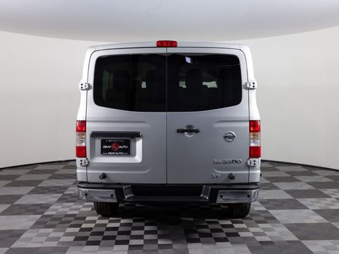 Used 2019 Nissan NV 3500 SV w/ Navigation Package image 7