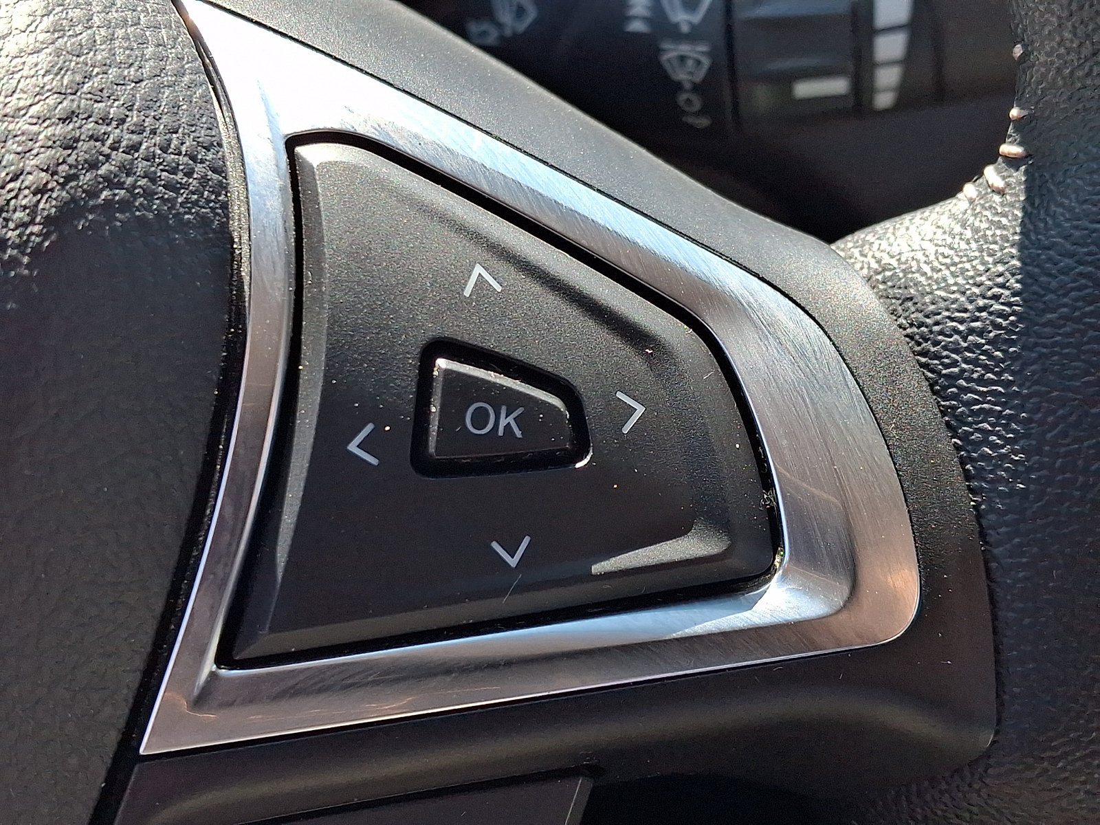 Used 2020 Ford Fusion SE w/ Equipment Group 151A FWD image 23