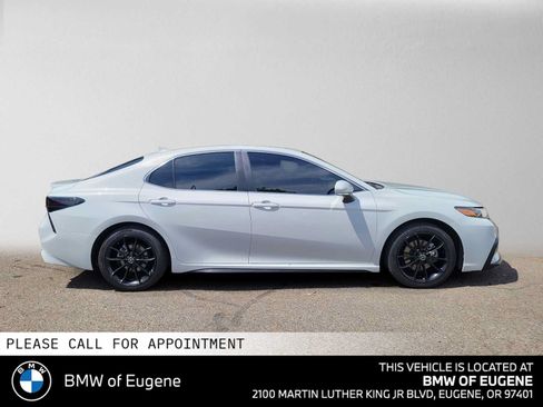 Used 2023 Toyota Camry SE w/ Blackout Package (TMS) AWD/4WD image 2