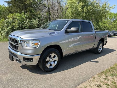 Used 2019 RAM 1500 Big Horn image 2