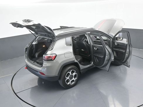 Used 2022 Jeep Compass Trailhawk w/ Trailhawk Elite Group image 65