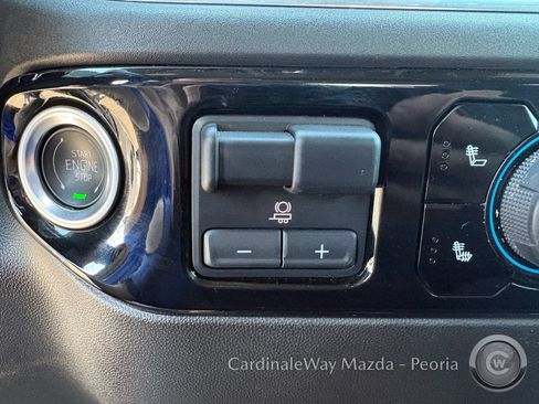 Used 2025 Chevrolet Silverado 1500 RST AWD/4WD image 30