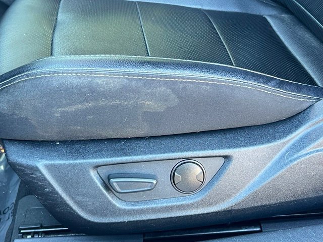 Used 2022 Ford Mustang Premium RWD image 19
