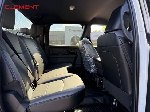 New 2025 RAM 2500 Tradesman w/ Chrome Appearance Group AWD/4WD image 7