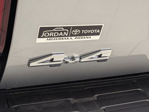 New 2025 Toyota Tacoma SR image 31