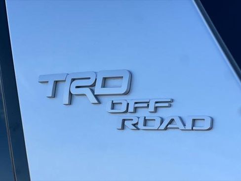 Certified 2024 Toyota 4Runner TRD Off-Road image 29