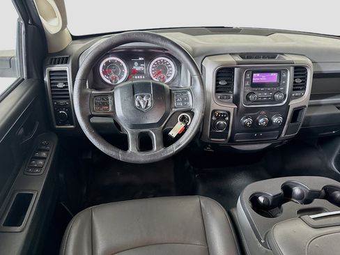 Used 2019 RAM 1500 Tradesman RWD image 17