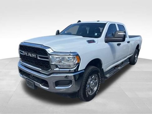 Used 2024 RAM 2500 Tradesman w/ Chrome Appearance Group AWD/4WD image 1