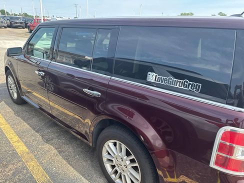 Used 2019 Ford Flex SEL w/ Equipment Group 202A AWD/4WD image 17