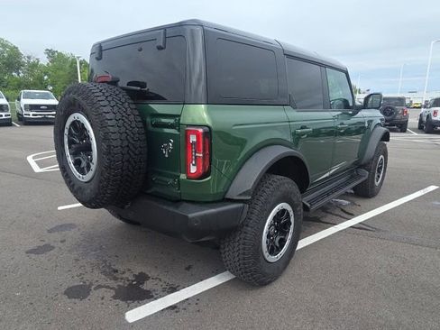 Used 2025 Ford Bronco Outer Banks w/ Sasquatch Package AWD/4WD image 8