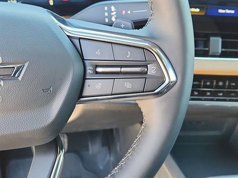 New 2026 Chevrolet Equinox ACTIV AWD/4WD image 12