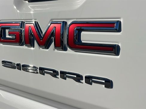 New 2026 GMC Sierra 1500 Elevation image 25