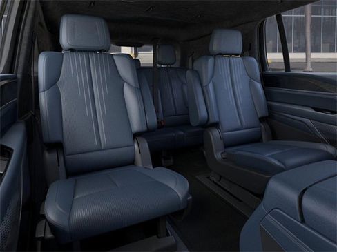 New 2026 Cadillac Escalade IQ Luxury 2 image 17